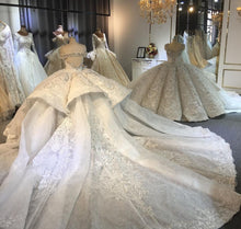 Load image into Gallery viewer, Musu D.